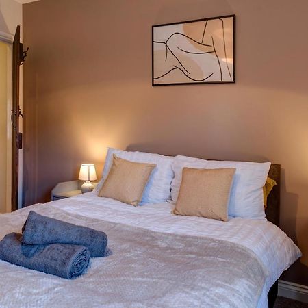 Cosy 2 Bed Home Chesterfield Esterno foto